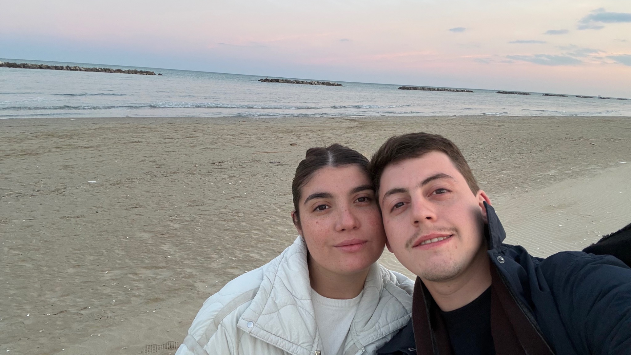 Lourdes y Pablo en la playa